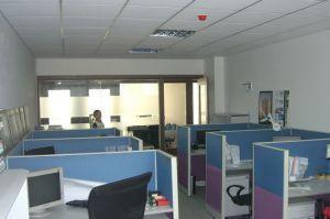 領(lǐng)先不間斷電源技術(shù) 創(chuàng)新與品質(zhì)的驅(qū)動(dòng)者